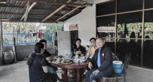 เอนก ธรรมใจ ลงพื้นที่อุตรดิตถ์ เยี่ยมผู้ประสบเหตุรถชน ย้ำเคียงข้างประชาชน