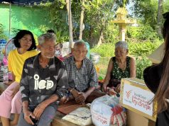 ไทยพีบีเอส รวบรวมของบริจาค นำส่งศูนย์อพยพ และประชาชนพื้นที่ จ.สุรินทร์ – ศรีสะเกษ | Thai PBS News ข่