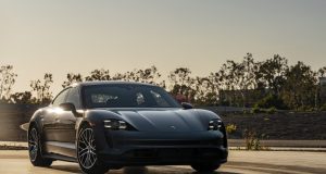 ปอร์เช่ โชว์เคสรถอีวี ไทคานน์ และมาคันน์ พบข้อเสนอส่งท้ายปีกว่า 1 ลบ.