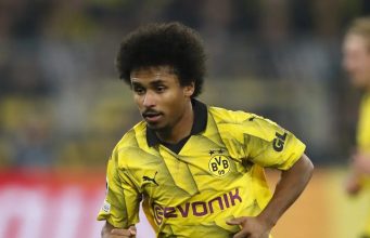 อาร์เซนอลกำลังเป็นผู้นำในการแย่งชิงตัวรุกตัวเก่งของบุนเดสลีกา