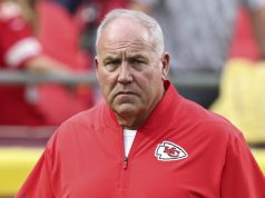 ประธานาธิบดีทรัมป์ ‘ไม่รู้ด้วยซ้ำว่าเขากำลังดูอะไรอยู่’ ในเกม NFL ผู้ช่วยโค้ชชีฟส์กล่าว