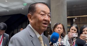 “วันนอร์” วอนทุกฝ่ายลดราวาศอก ดัน รธน.ผ่านก่อนยุบสภา ไม่แสดงความเห็นอายุรัฐบาล