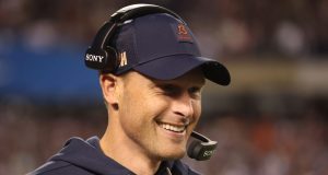 ชิคาโกแบร์สคว้าชัยชนะเป็นครั้งแรกในรอบหลายปี โค้ชที่ถอดเสื้อของพวกเขาเป็นเหตุผลสำคัญ