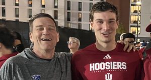 หลังจากได้รับชัยชนะอันยิ่งใหญ่ หนึ่งในข้อความแรกของผู้หวังรางวัลไฮส์แมนคือการส่งถึงโค้ชโรงเรียนมัธยมของเขา