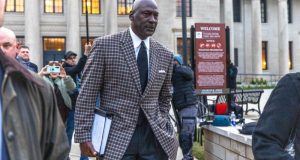 ไมเคิล จอร์แดนให้การเป็นพยานในคดีต่อต้านการผูกขาดของ NASCAR