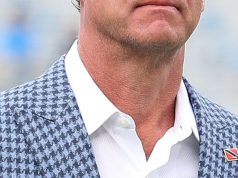 Lane Kiffin ย้ายออกจาก Ole Miss ไปรับสัญญาจาก LSU มูลค่า 100 ล้านดอลลาร์สหรัฐฯ ตามรายงาน