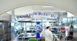 พาณิชย์ ผนึก เลอ กอร์ดอง เบลอ ดุสิต ดันวัตถุดิบไทย GI ไทยสู่วงการอาหารระดับนานาชาติ