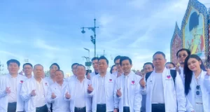 พรรคปวงชนไทย บวงสรวงศาลหลักเมือง เปิดศึกเลือกตั้งปี 2569