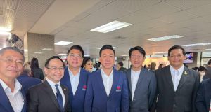 คณะผู้บริหารพรรคปวงชนไทย ร่วมยินดี 49 ปี มติชน